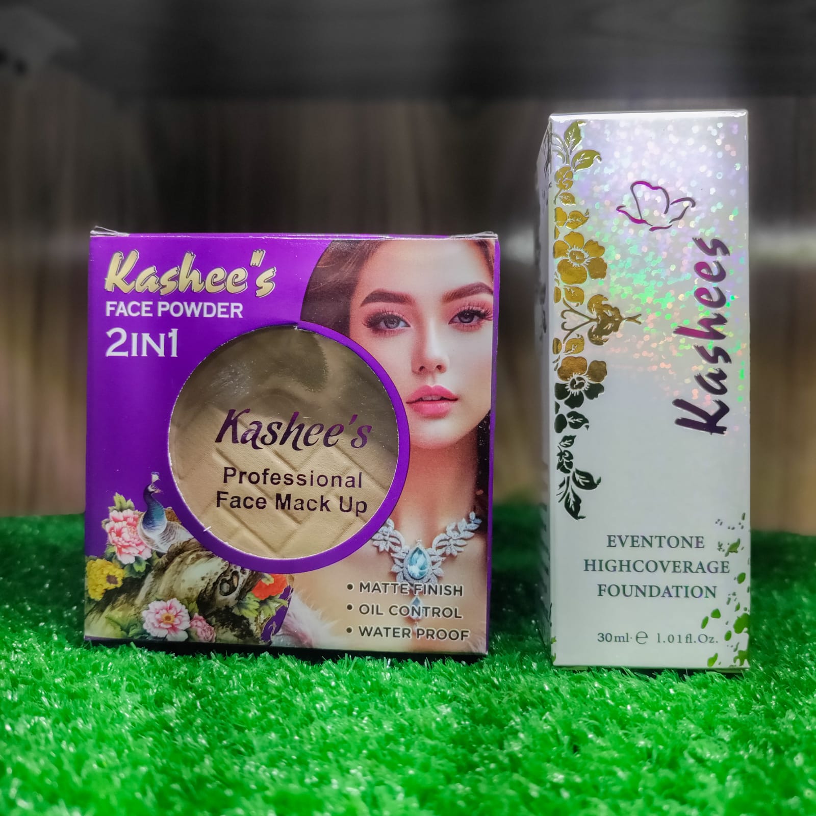 2 in 1 Kashee's Foundation Deal – Foundation & Compact Powder Pack of 2 | Long Lasting Makeup |